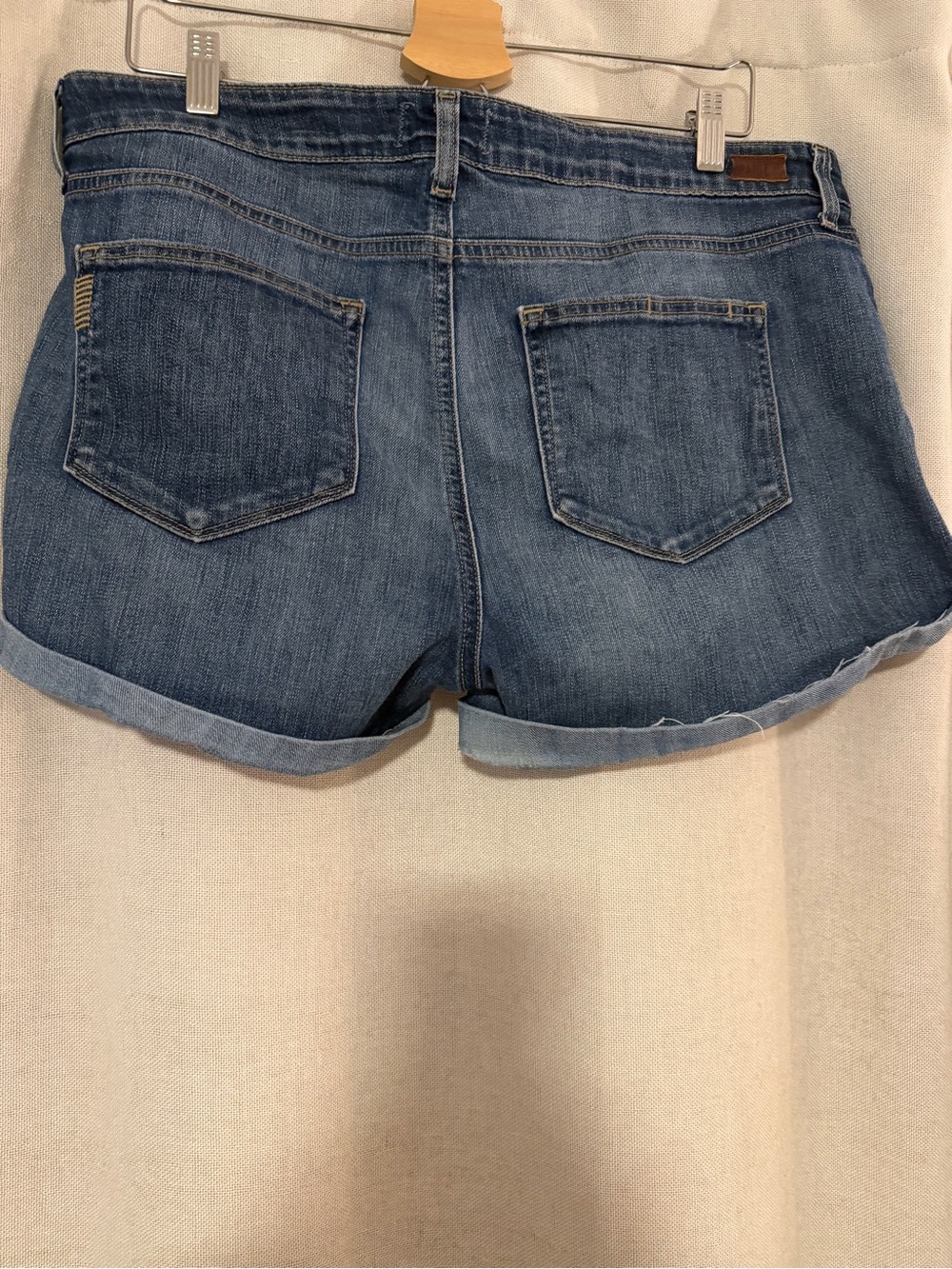 PAIGE Women's Light Blue Denim Roll-Cuff Shorts
